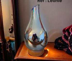  LEONIE